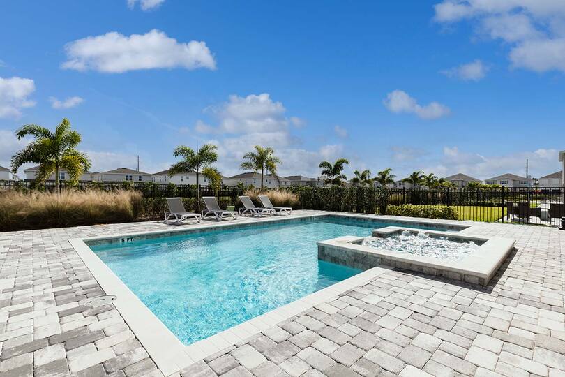 Escape & Unwind at Paradise Retreat, Orlando Villa 1000, Kissimmee, United States