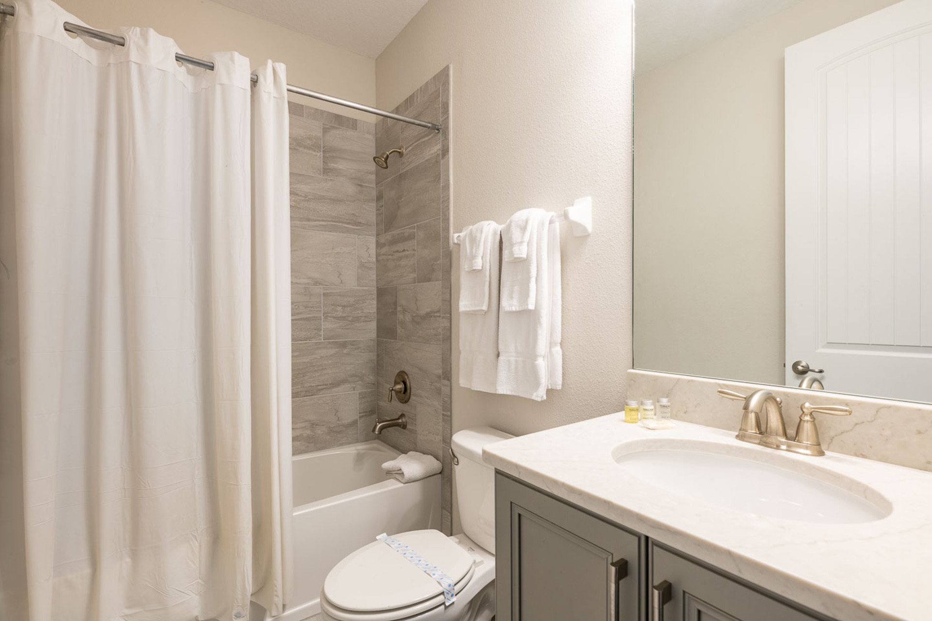 Embrace Adventure and Joy at Your Family Oasis, Orlando Villa 1000