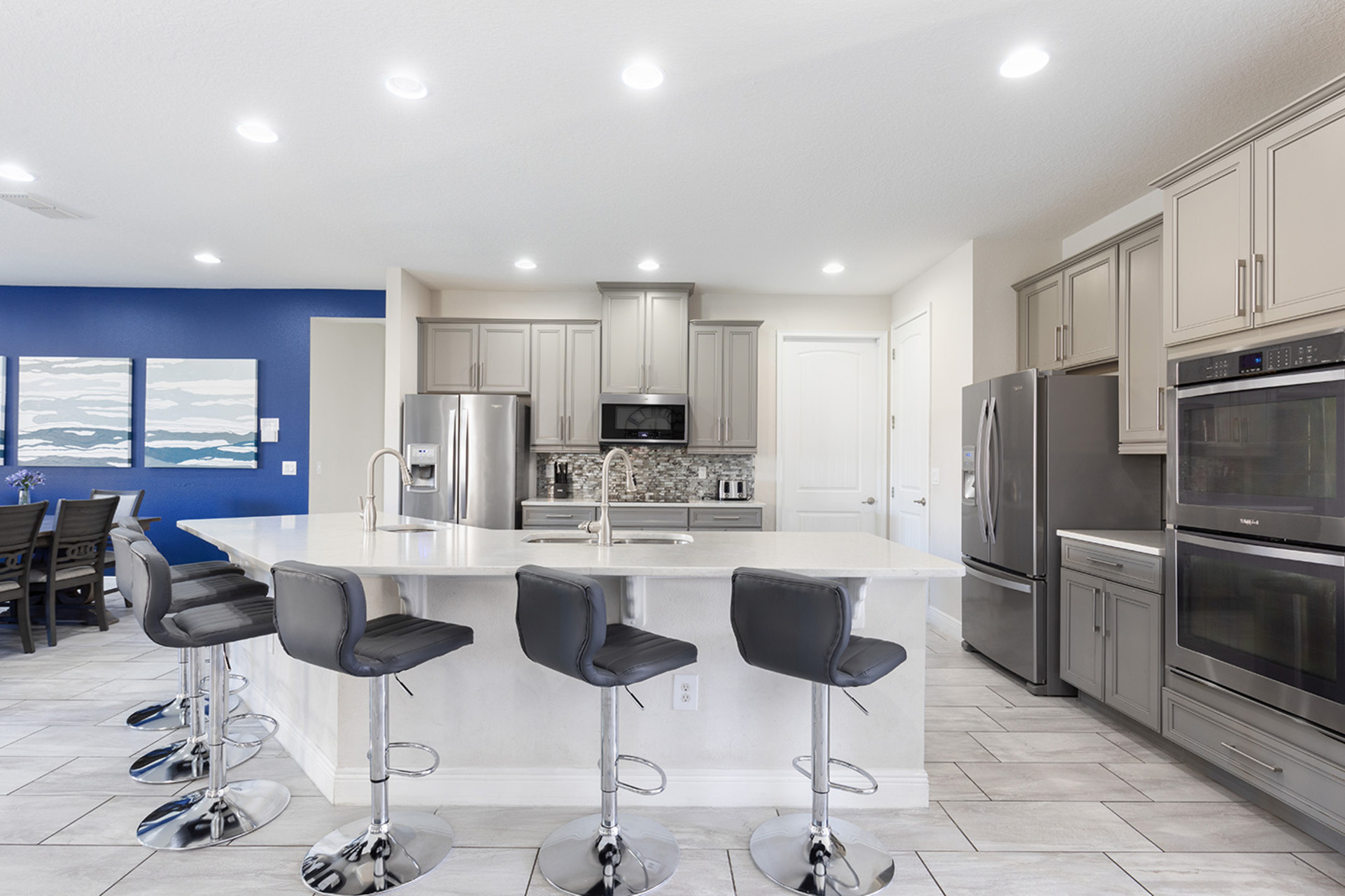 Embrace Adventure and Joy at Your Family Oasis, Orlando Villa 1000