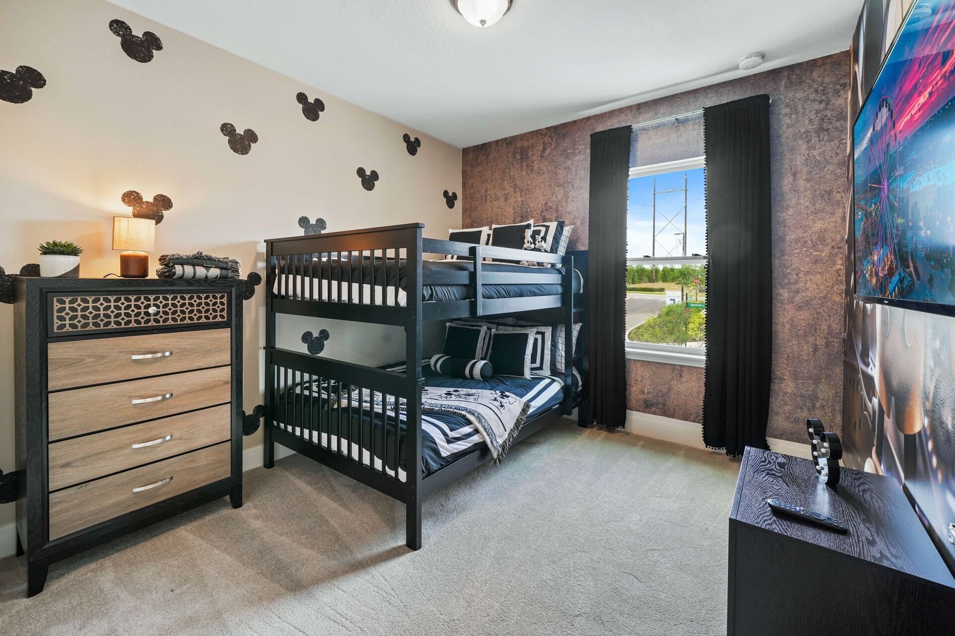 Experience the Harmony of Luxury and Comfort