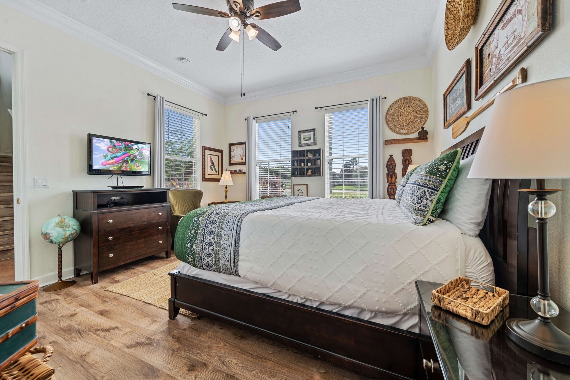 Escape to a Luxurious Safari Experience, Orlando Villa 1000