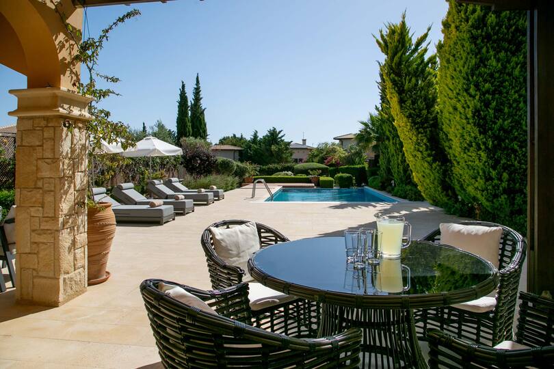 Luxury Villa Retreat with Unmatched Elegance and Serenity