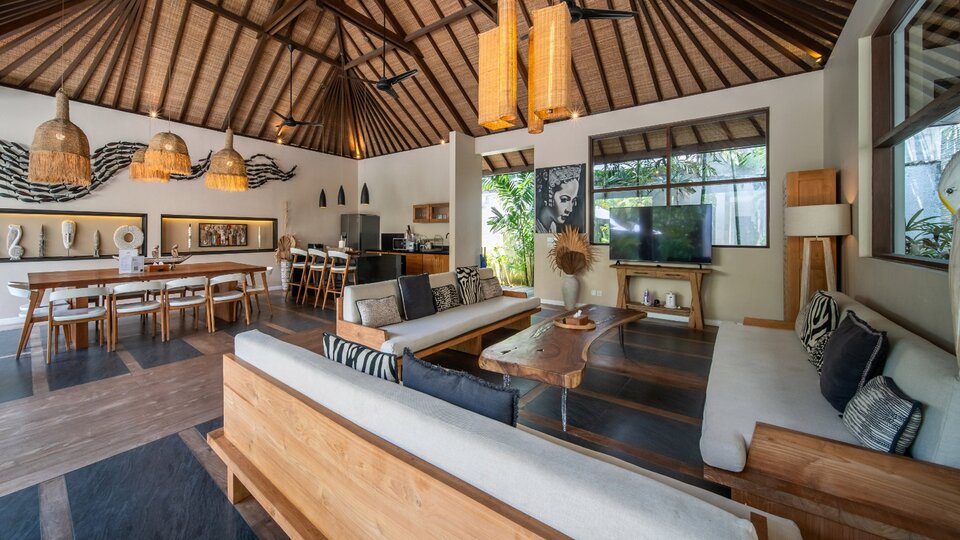Luxury 6 Bedroom Villa in Seminyak, Bali Villa 2245