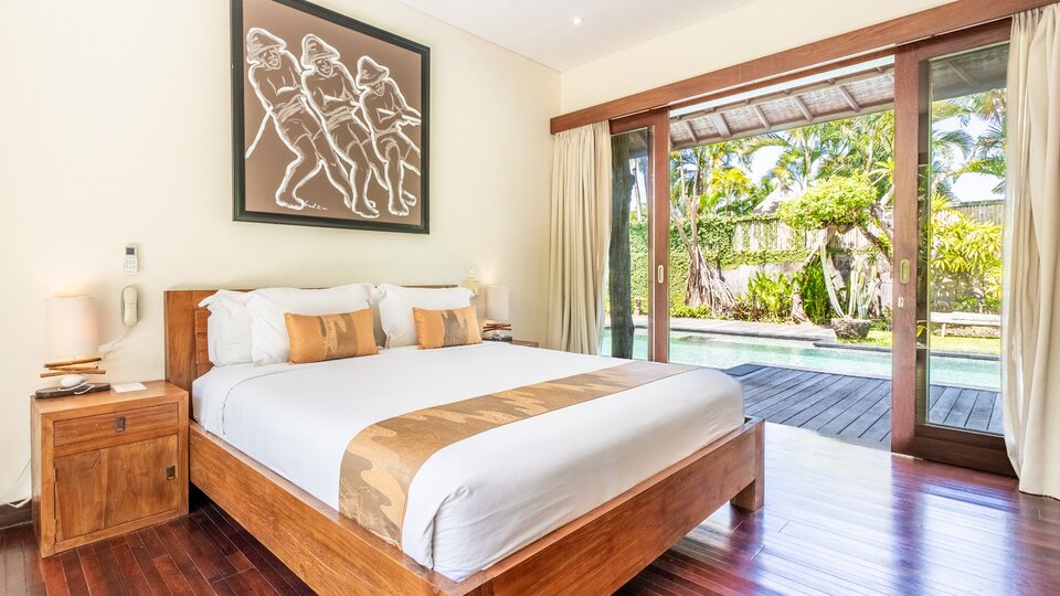 Rent Your Own 5 Star Private Villa in Seminyak at the Best Price, Bali Villa 2246