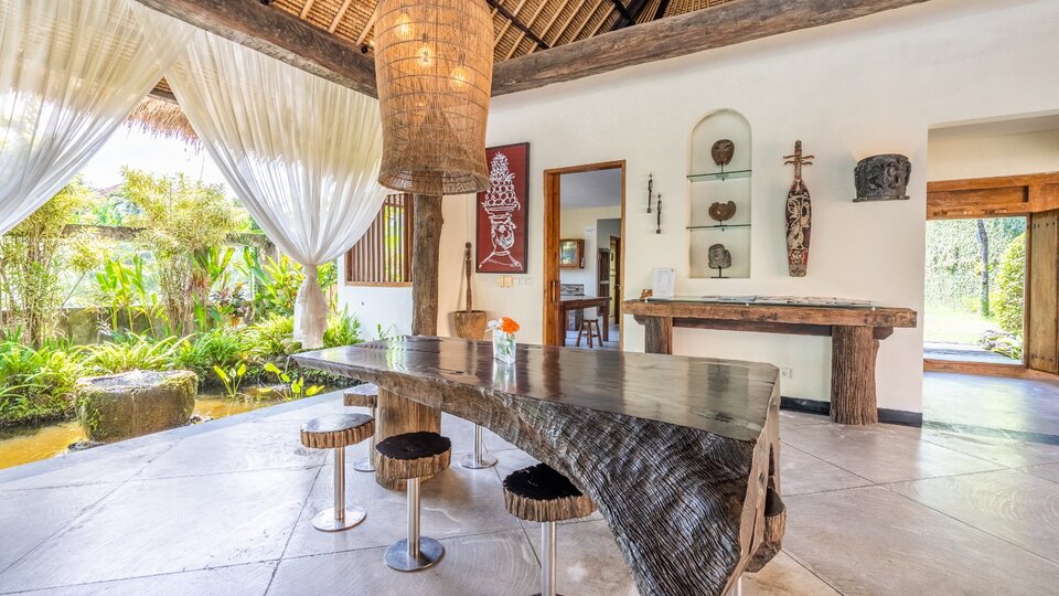 Rent Your Own 5 Star Private Villa in Seminyak at the Best Price, Bali Villa 2246
