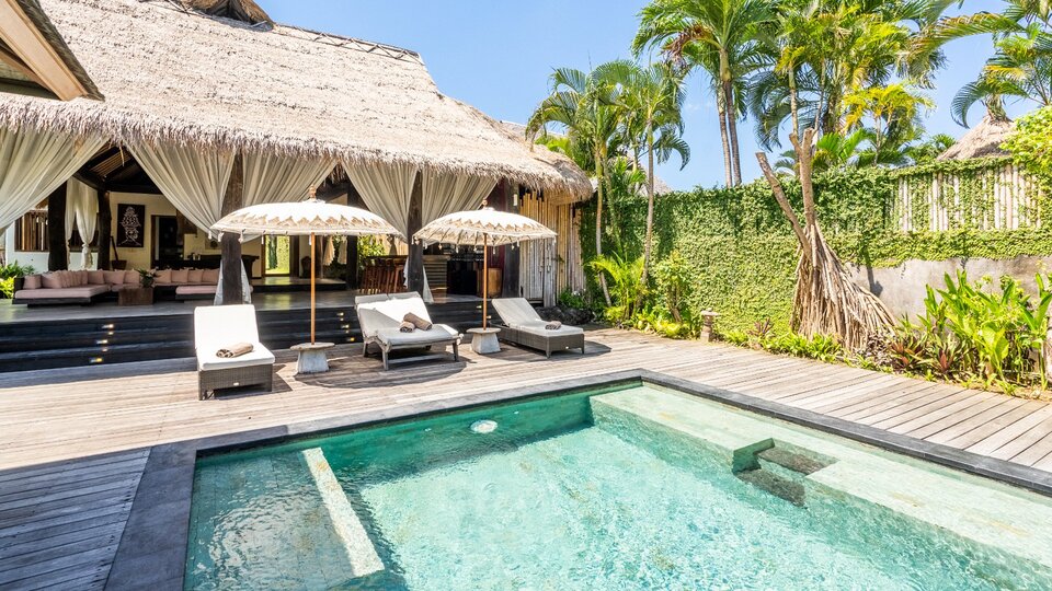 Rent Your Own 5 Star Private Villa in Seminyak at the Best Price, Bali Villa 2246