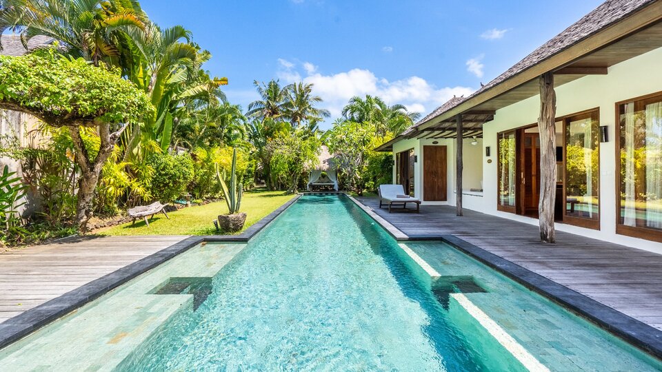 Rent Your Own 5 Star Private Villa in Seminyak at the Best Price, Bali Villa 2246