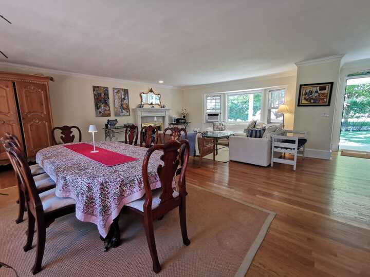 Luxury Retreat in Prime Hamptons Location: Villa 1406