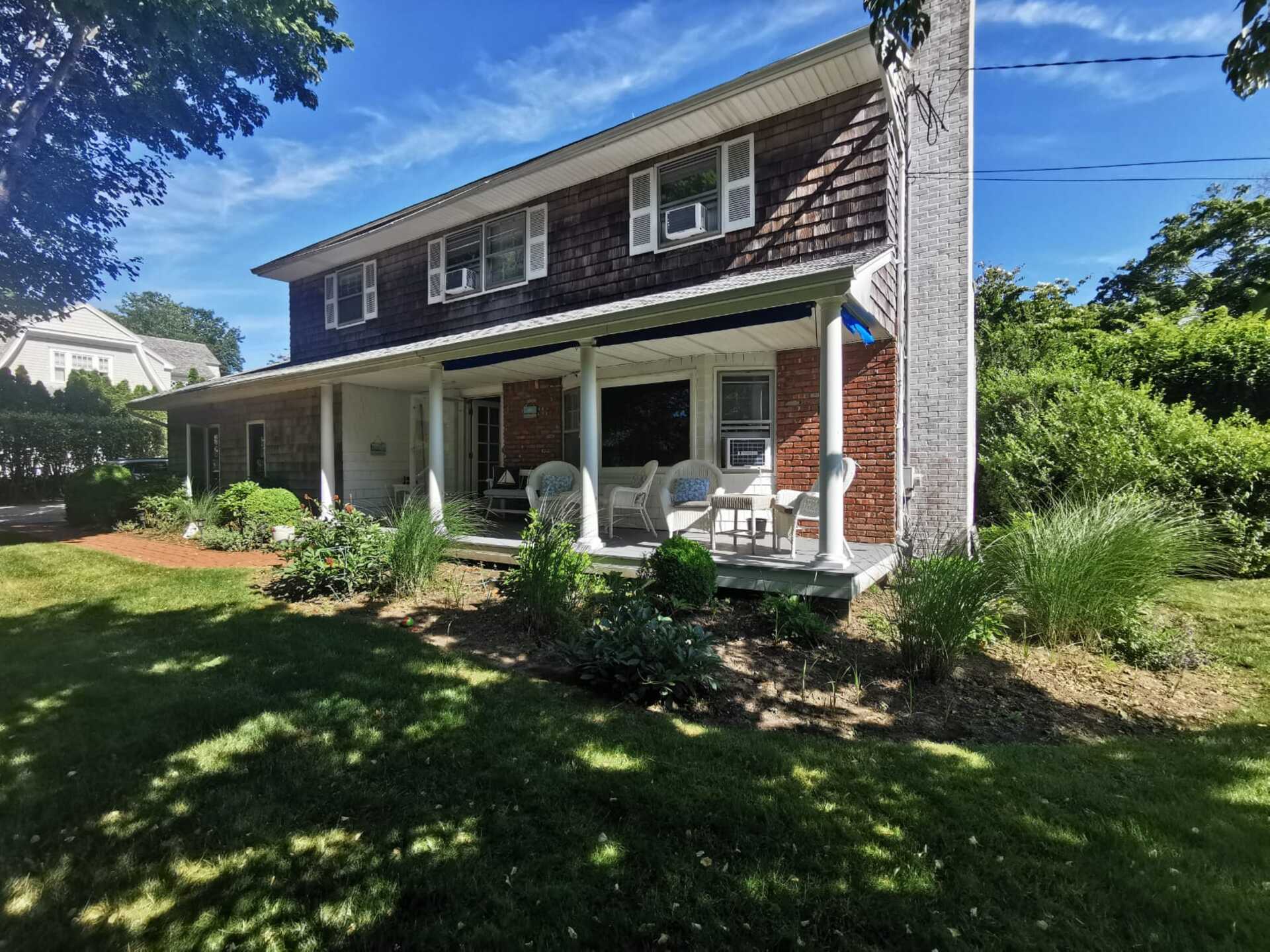 Luxury Retreat in Prime Hamptons Location: Villa 1406