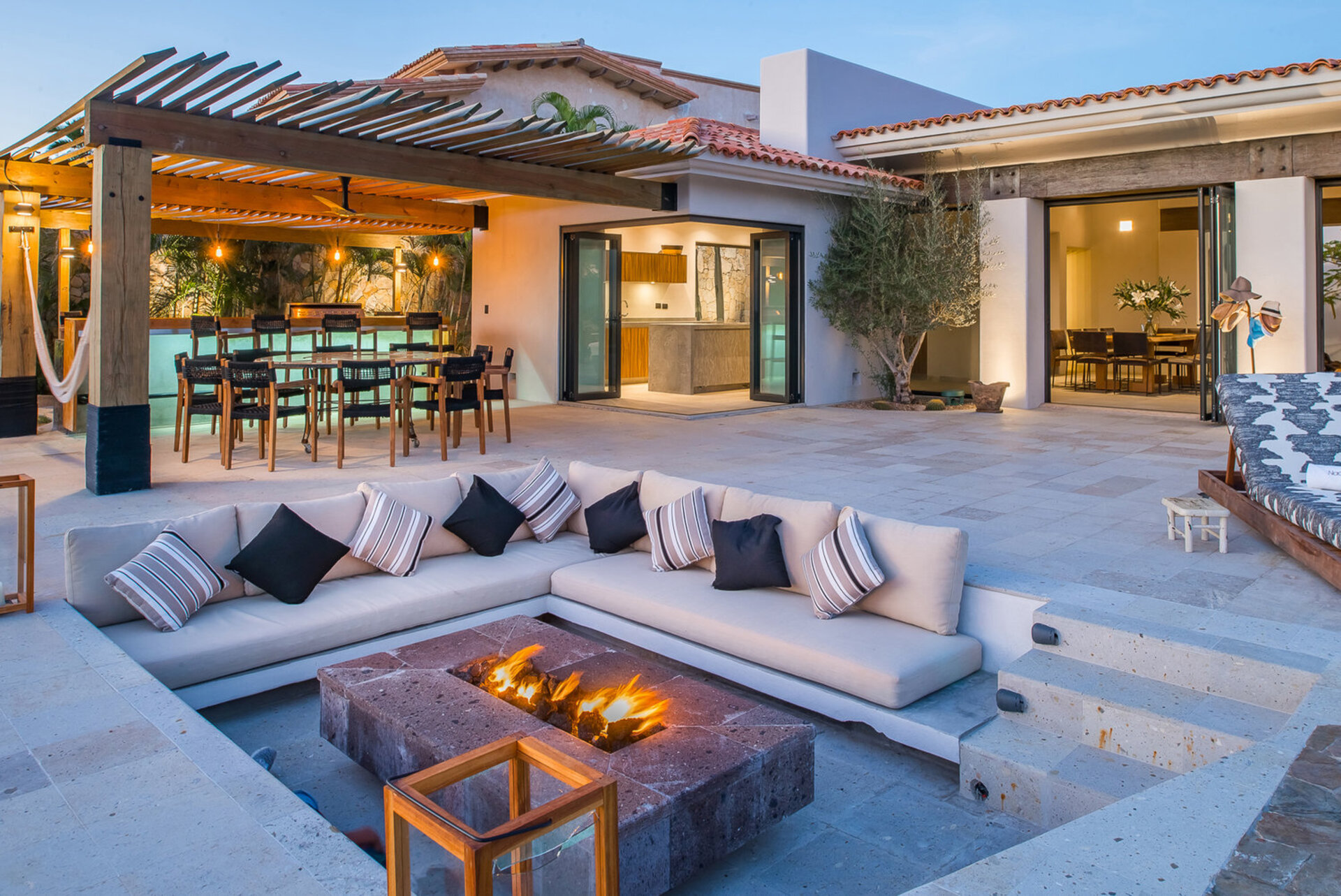Escape to Paradise at Cabo San Lucas Villa 1049: Your Luxurious Retreat