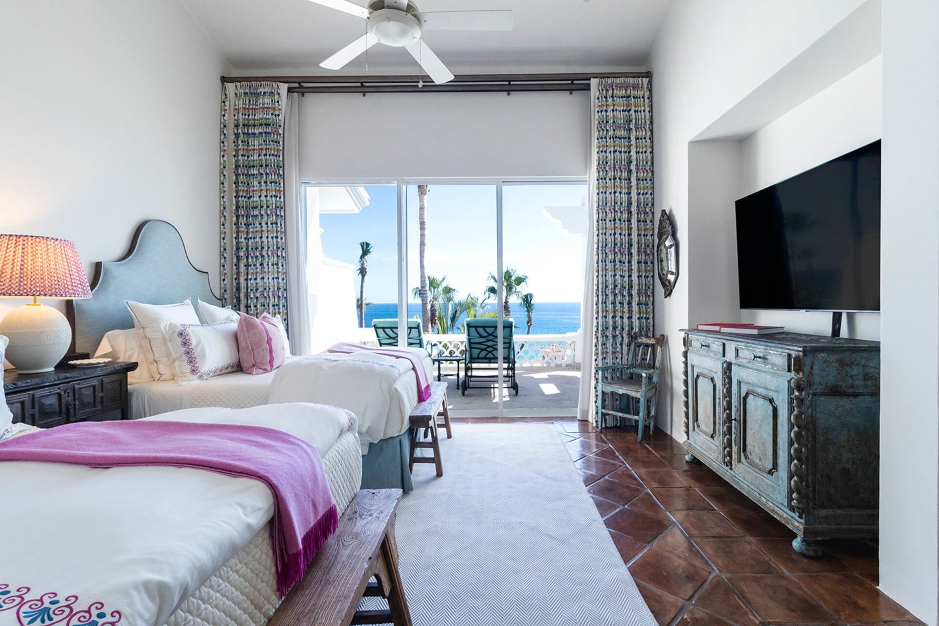 Unwind in Style: San Jose Del Cabo Villa 1050 Awaits