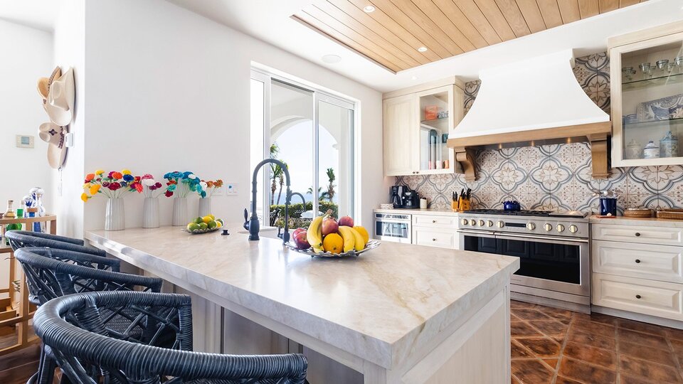 Unwind in Style: San Jose Del Cabo Villa 1050 Awaits