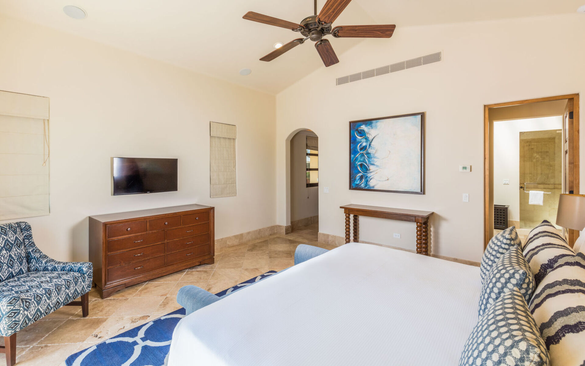 A Luxurious Escape in the Heart of Diamante, Cabo San Lucas Villa 1051