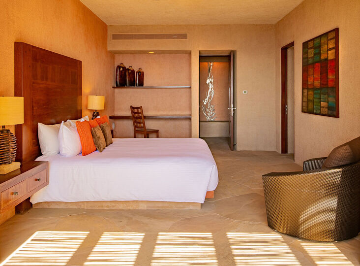 Ultimate Luxury and Unforgettable Views Await at Cabo San Lucas Villa 1053