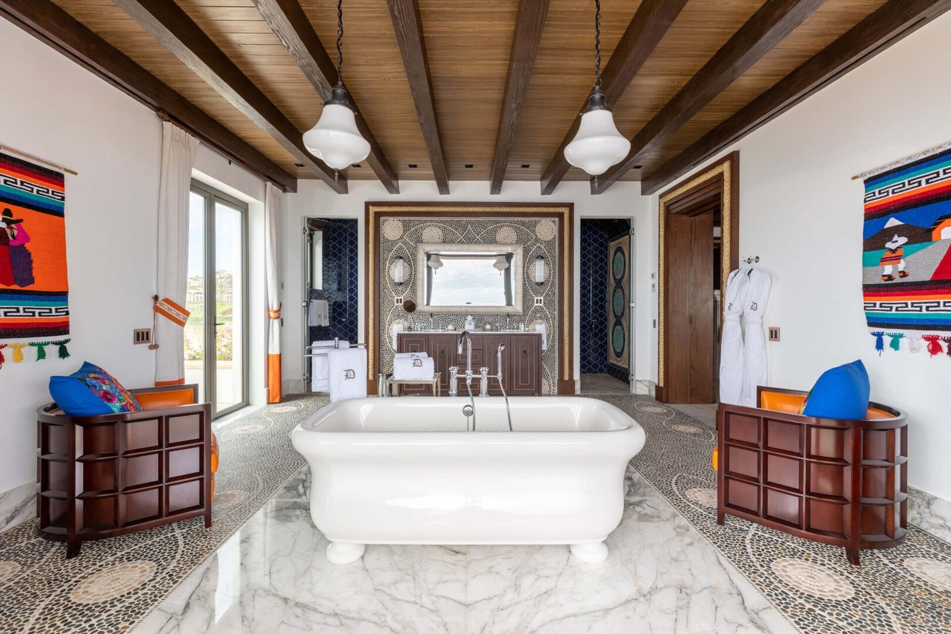 Experience Unmatched Luxury at Cabo San Lucas Villa 1055
