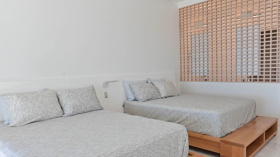 Indulge in Opulence at Cabo San Lucas Villa 1056 - Luxury Redefined