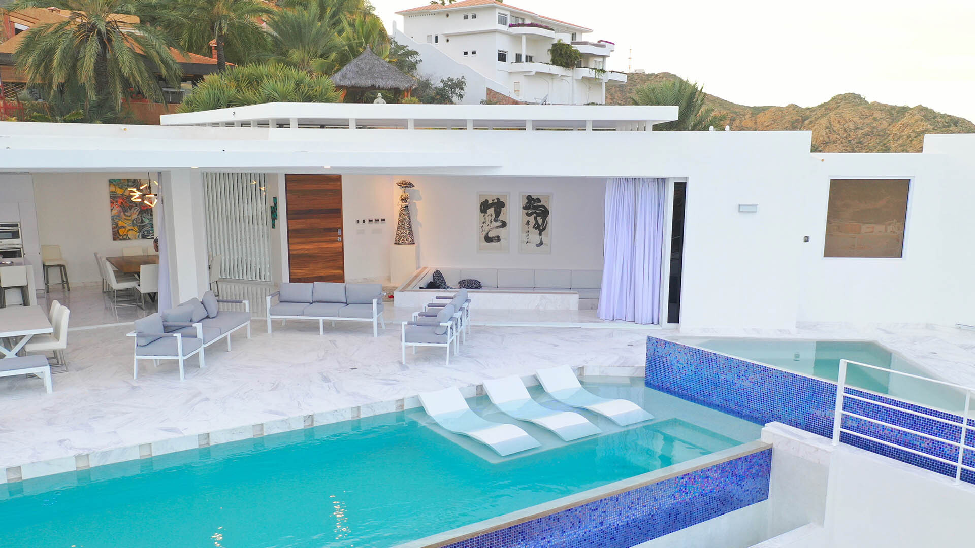 Indulge in Opulence at Cabo San Lucas Villa 1056 - Luxury Redefined