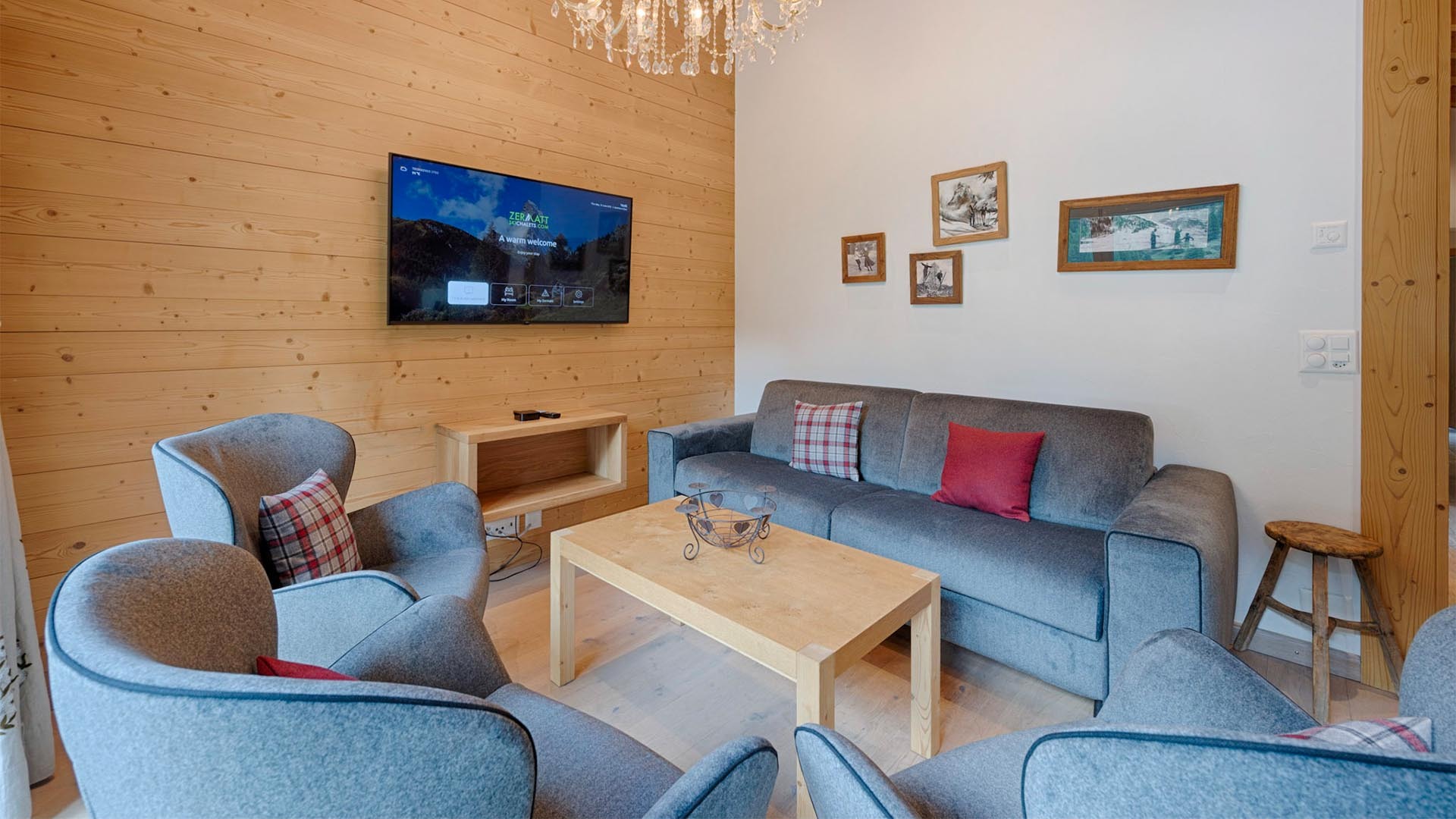 Ski-In/Ski-Out Luxury with Stunning Views, Valais Apartment 1396