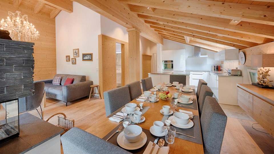 Experience Ultimate Alpine Luxury with Seamless Ski Access and Breathtaking Views