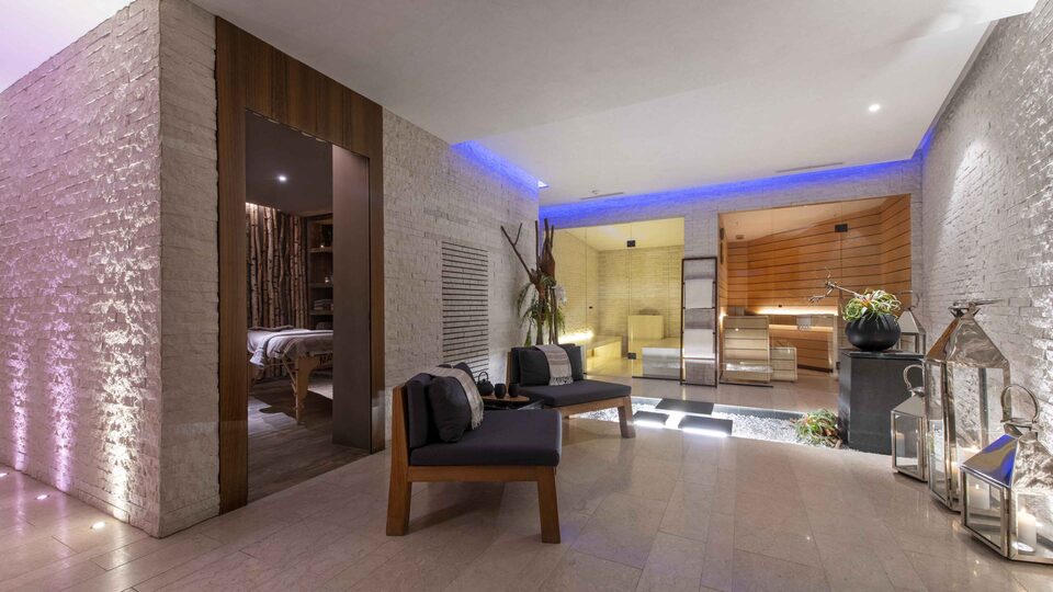 Unmatched Luxury & Breathtaking Alpine Views, Valais Chalet 1401