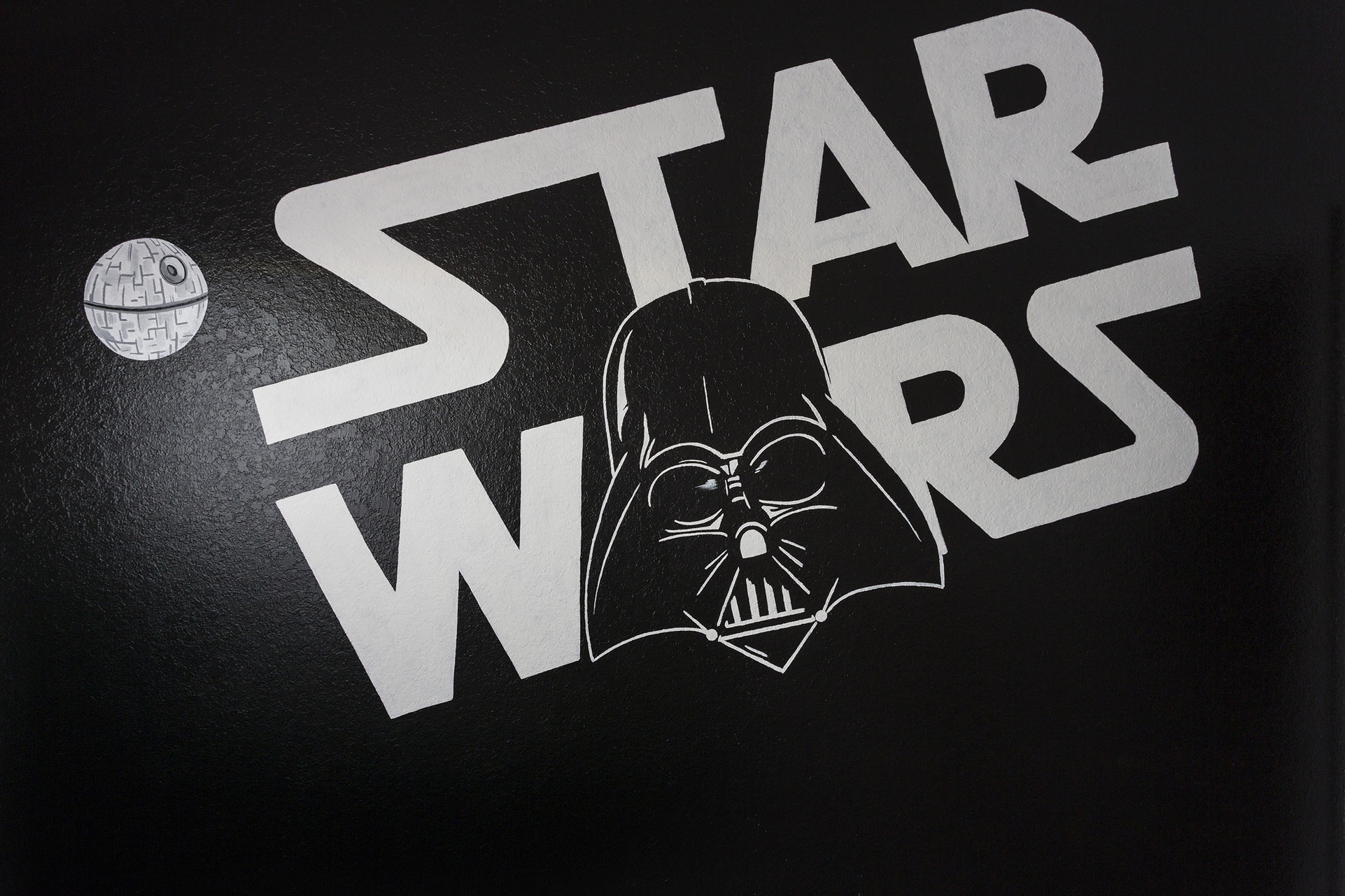 Custom wall art in the kids room