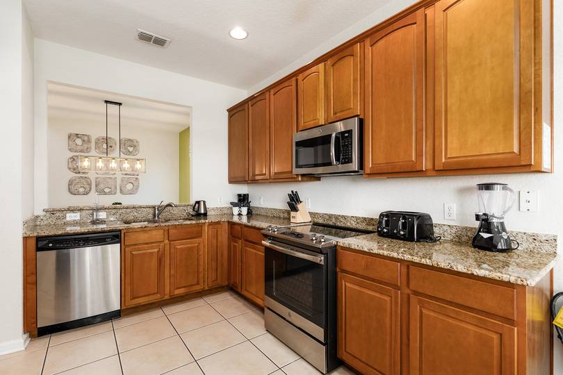 A fully equipped kitchen