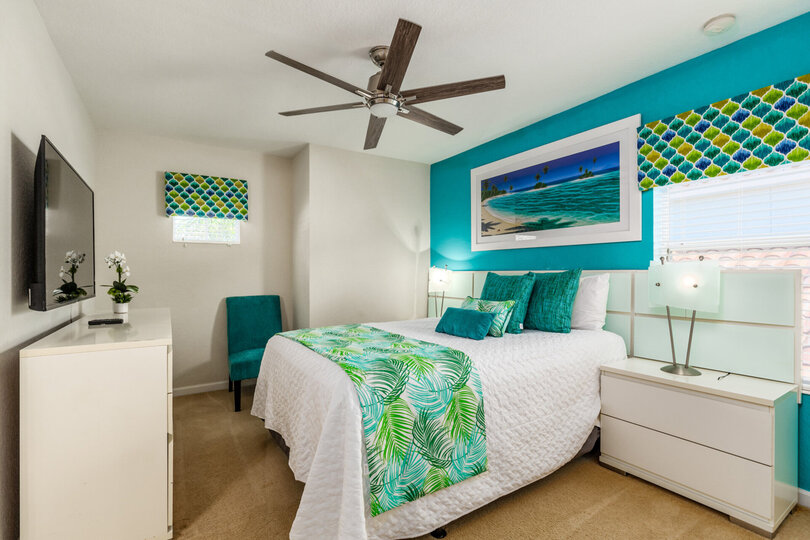 Unwind and sleep soundly in this queen-size bed