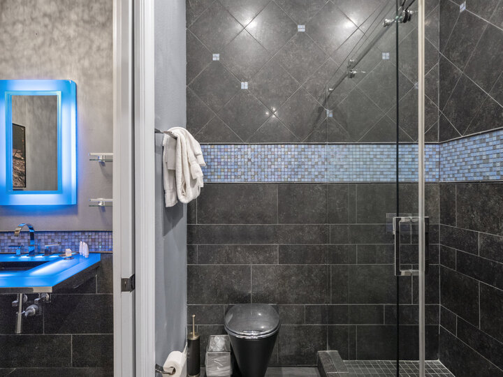 5 Star Villa Dominion – A Commanding Luxury Estate