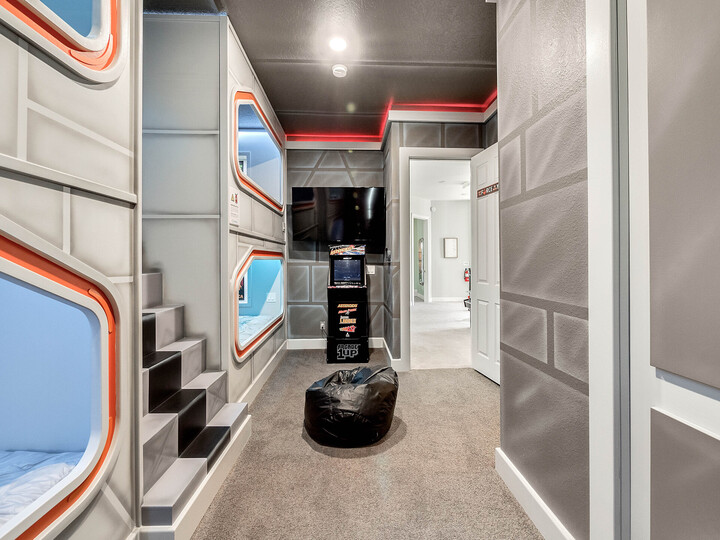 There's also a multi arcade for kids to play before bed