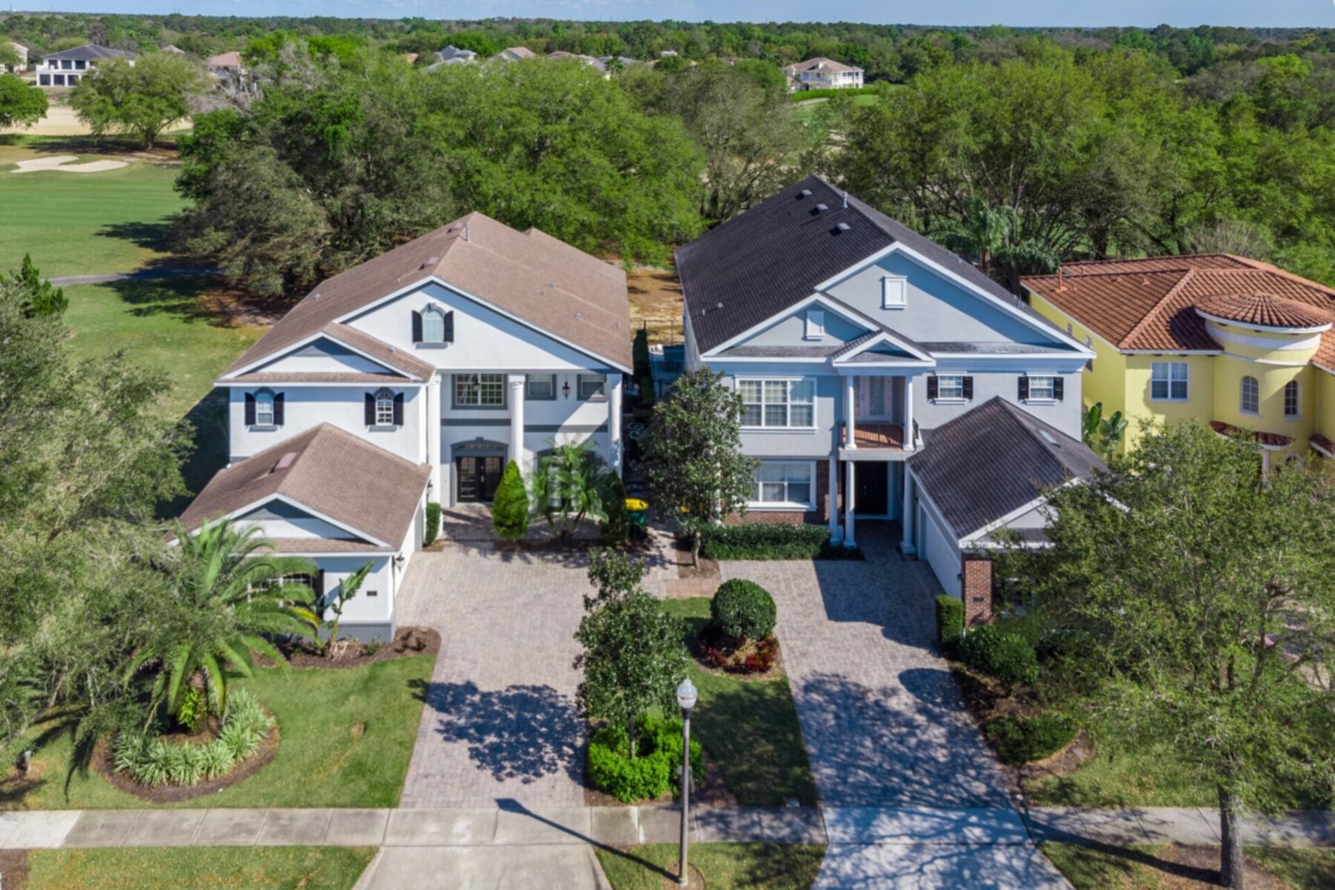 Looking to book two homes, stay at RVH_092M right next door.