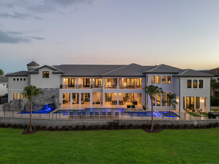 5 Star Villa Royale – A Majestic Private Estate