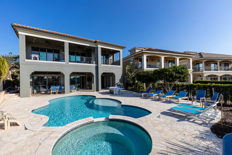 Serenity Awaits - Luxe 7 Bedroom Villa,6525