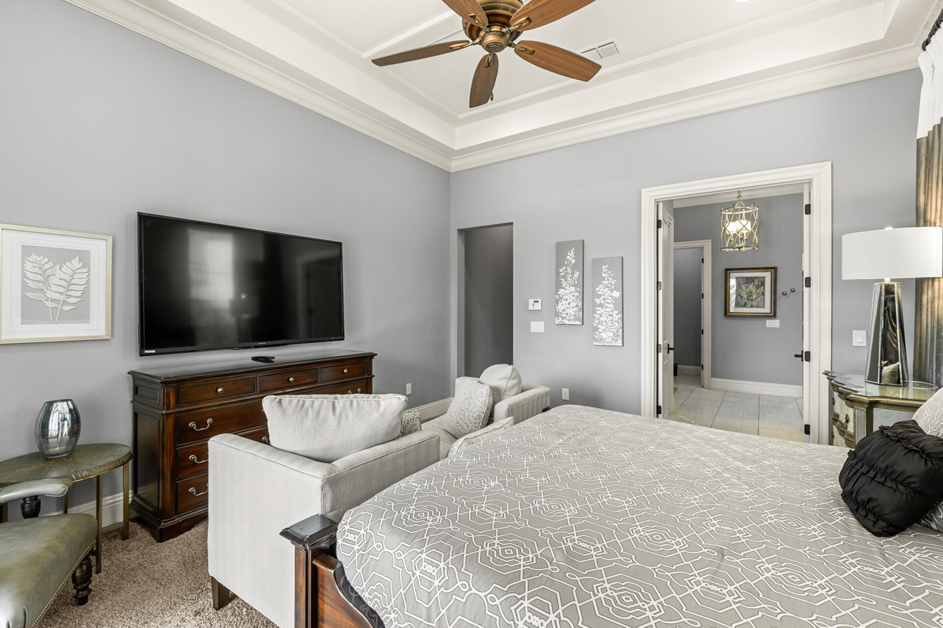 Serenity Awaits - Luxe 7 Bedroom Villa,6525