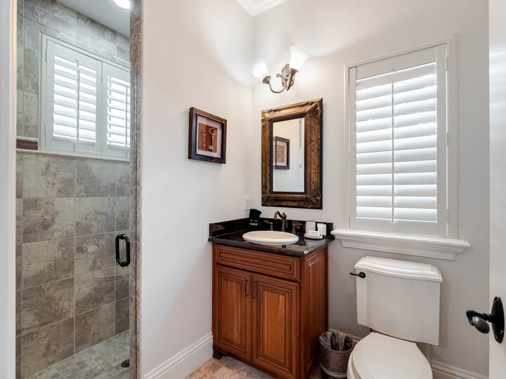 Modern 6 Bedroom Gem in Orlando,6543