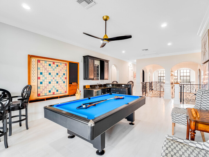 Modern 6 Bedroom Gem in Orlando,6543