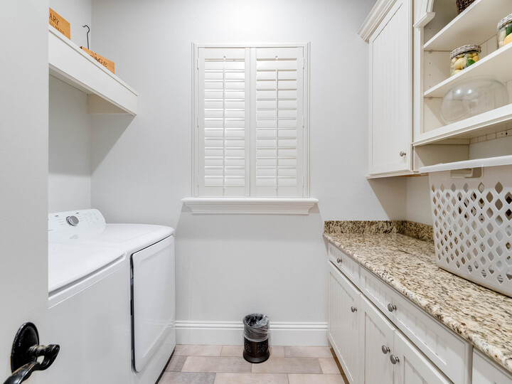 Modern 6 Bedroom Gem in Orlando,6543