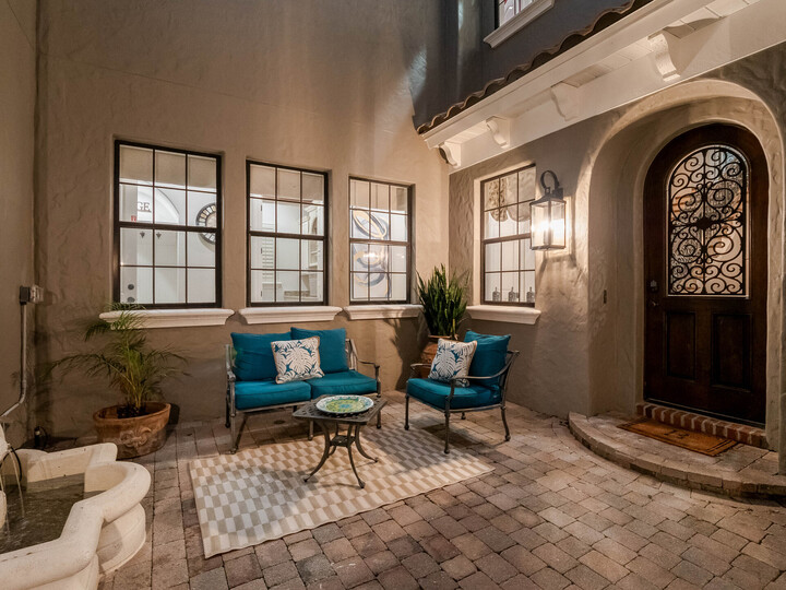 Modern 6 Bedroom Gem in Orlando,6543