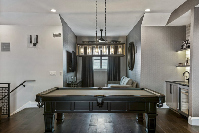 Head up to the third floor for an exclusive adults getaway in the form of a speakeasy style lounge, The Establishment
