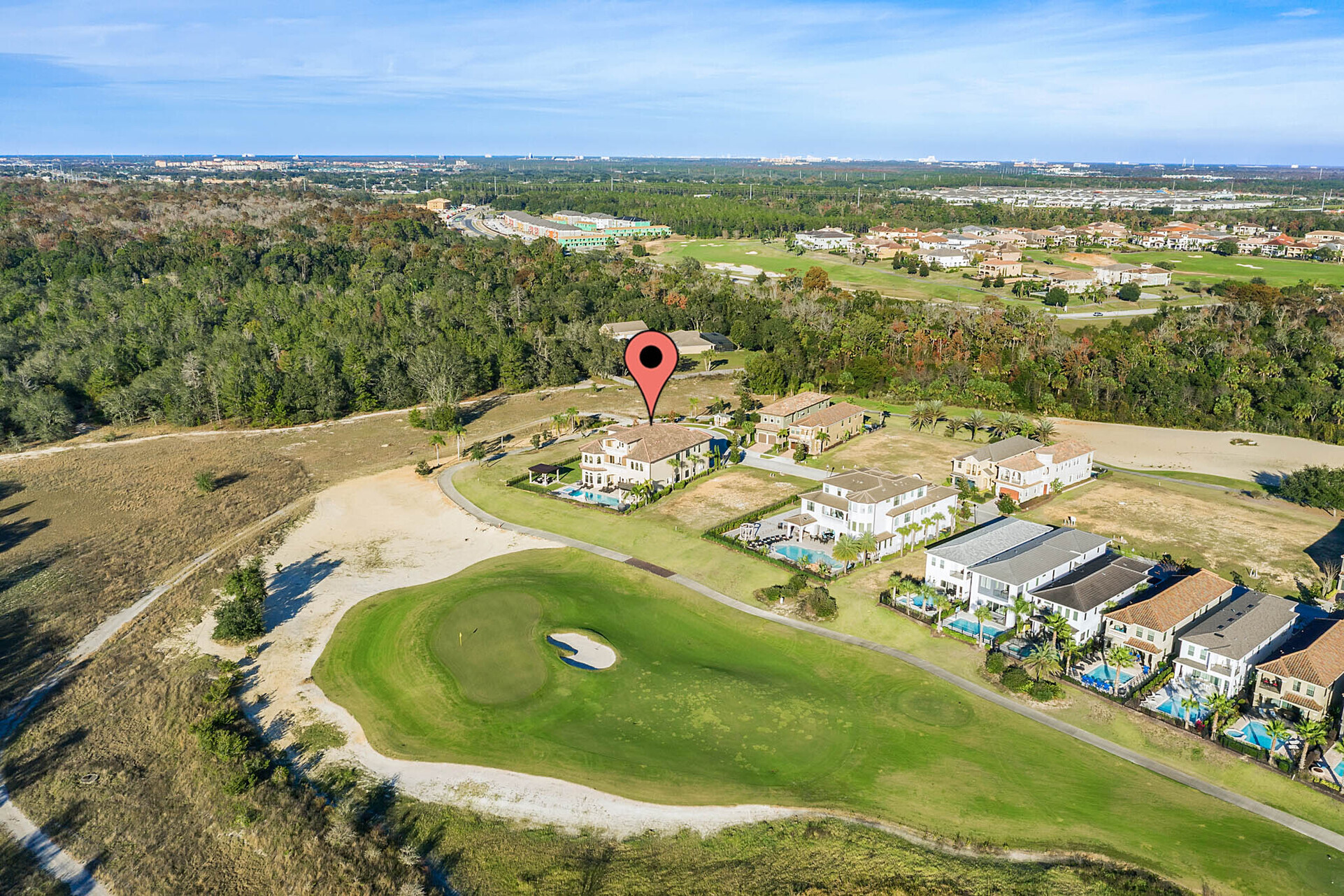 Unbeatable location only miles away from Disney World
