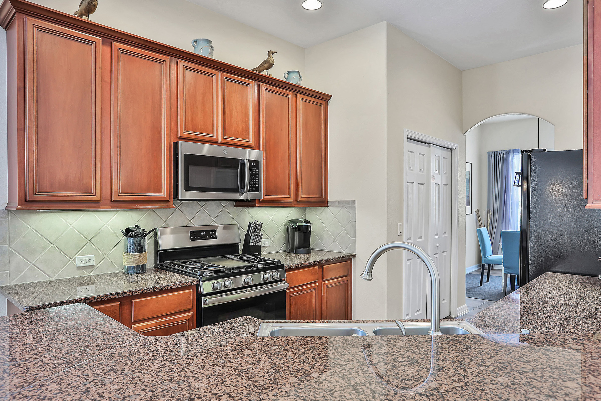 Paradise Found: Charming 5 Bedroom Villa,6564