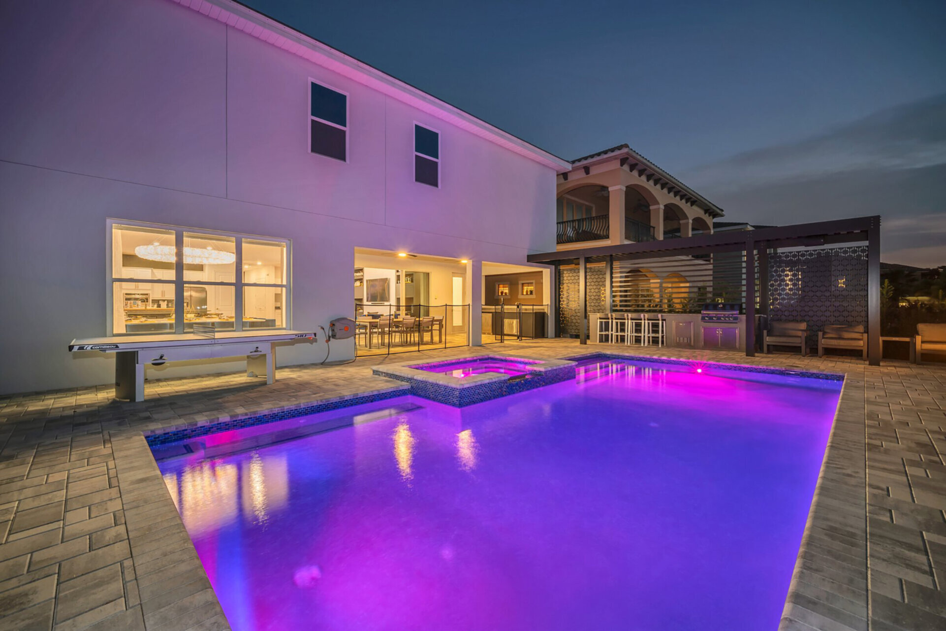 Orlando Oasis: 8 Bedroom Villa,6576