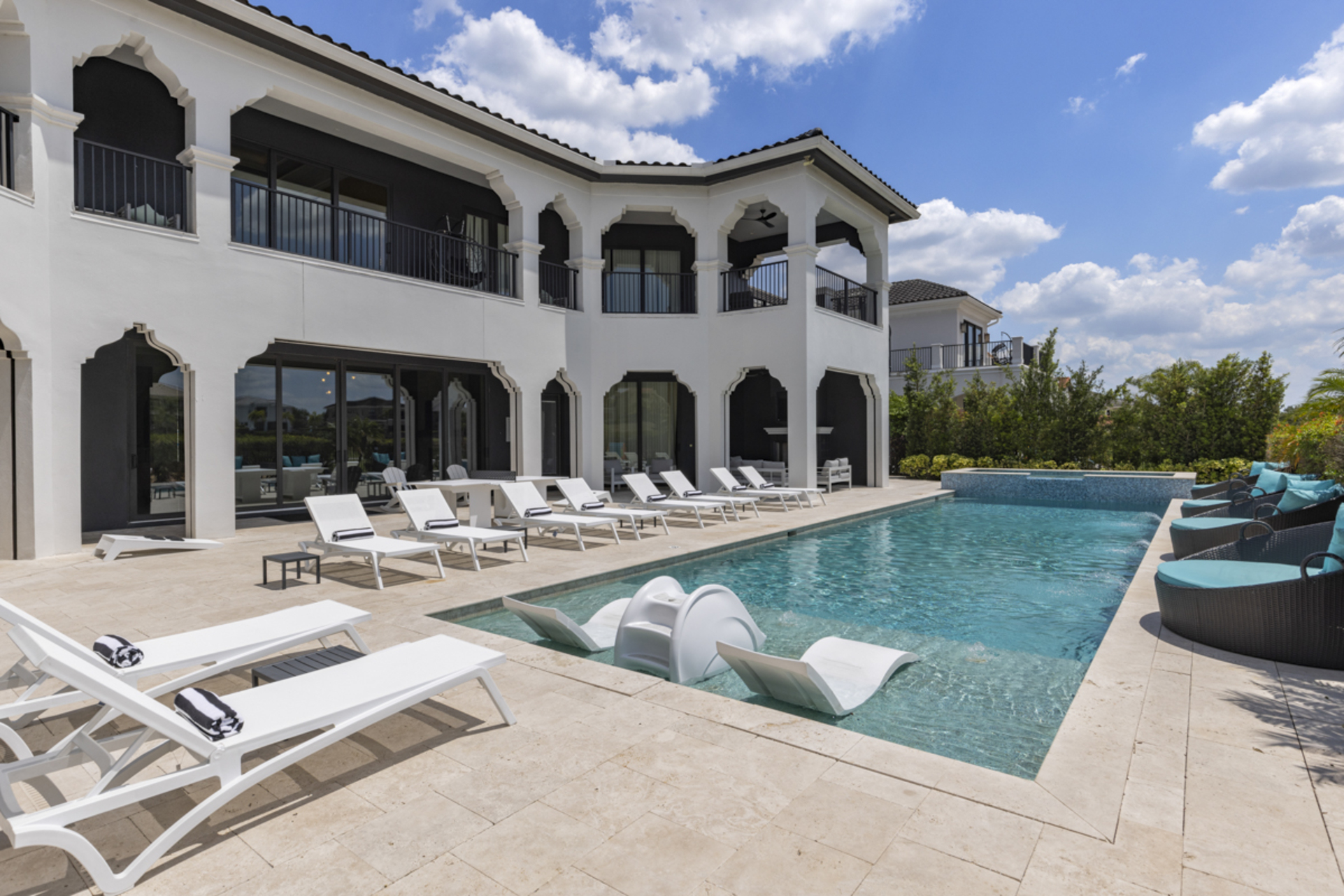 5 Star Villa Legacy Prime – A Timeless Luxury Retreat