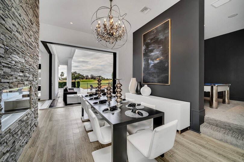 5 Star Villa Eminence – A Lofty & Refined Retreat