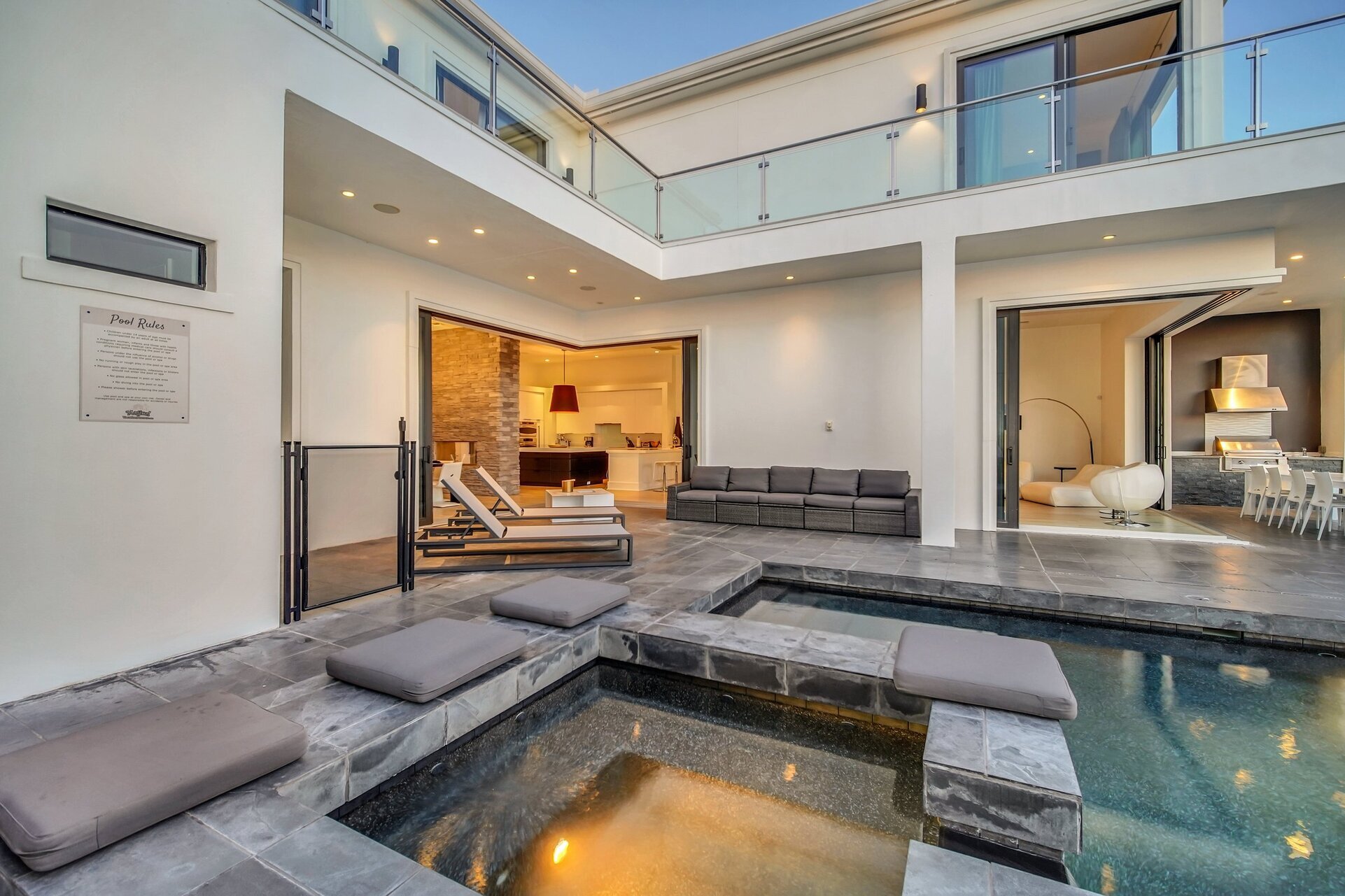 5 Star Villa Eminence – A Lofty & Refined Retreat