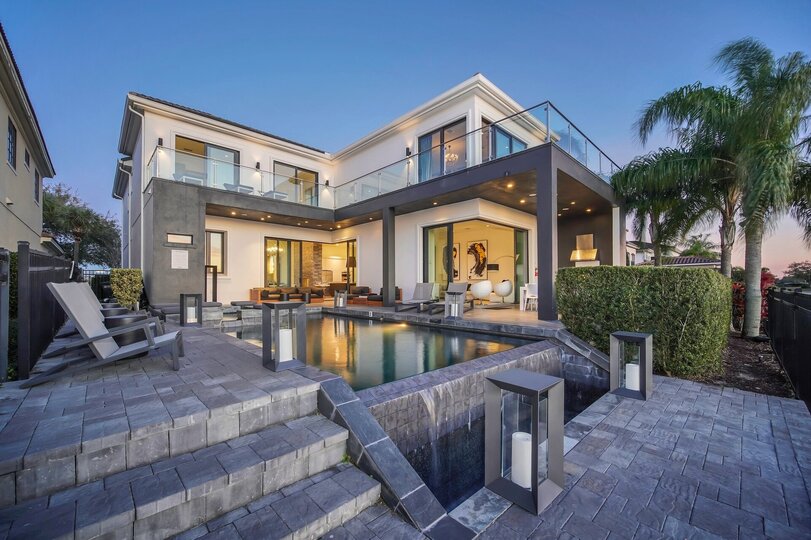 5 Star Villa Eminence – A Lofty & Refined Retreat
