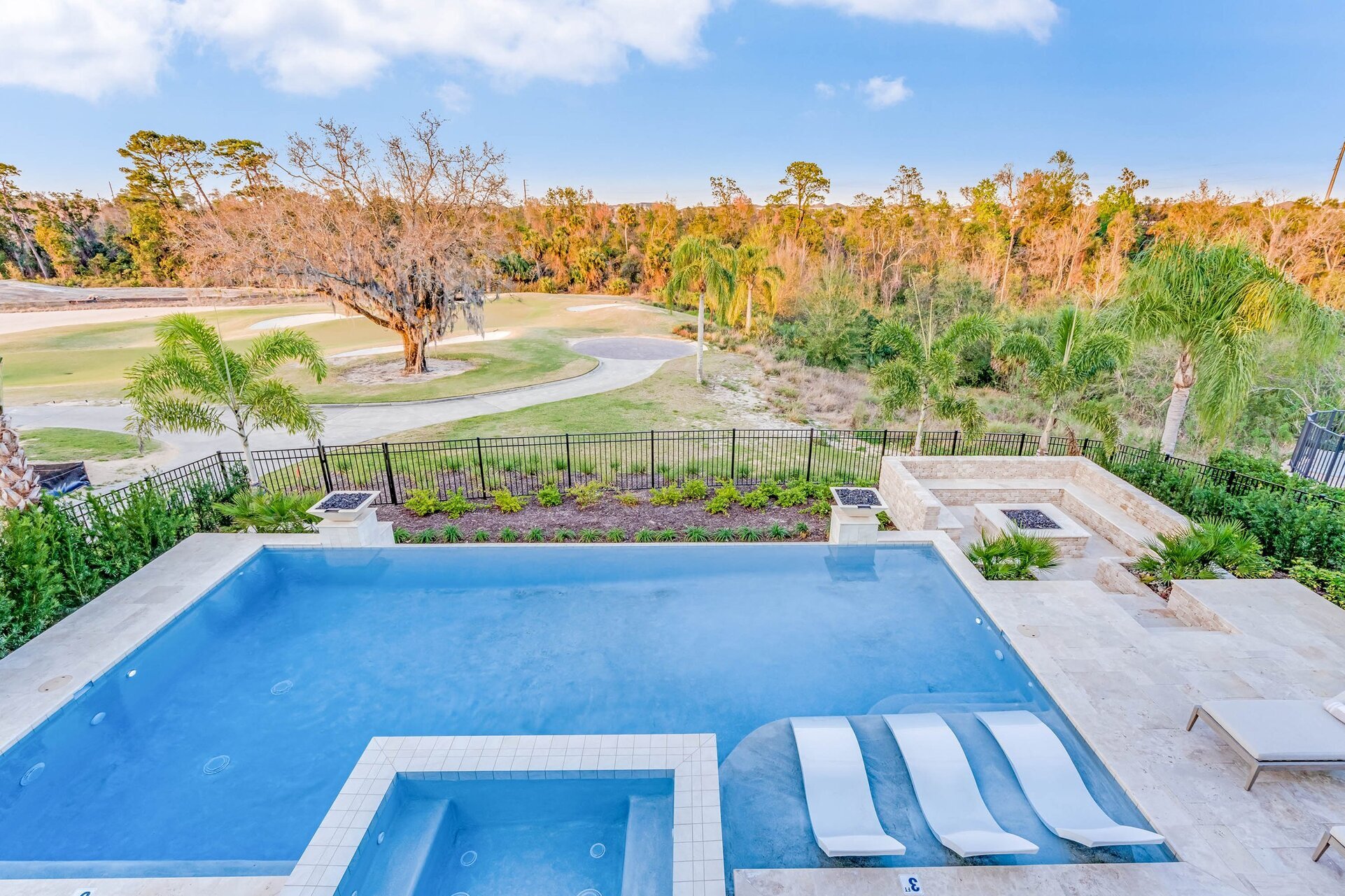 5 Star Villa Halo – An Aura of Pure Refinement