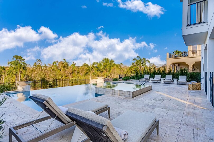 5 Star Villa Halo – An Aura of Pure Refinement