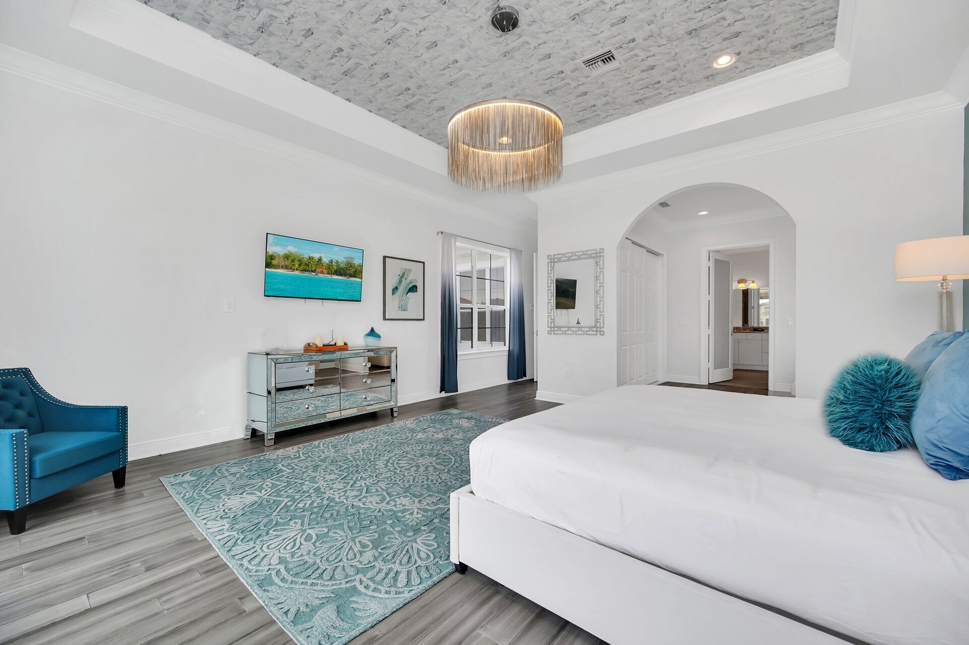 Modern Oasis in a Tropical Paradise, Orlando Villa 6612