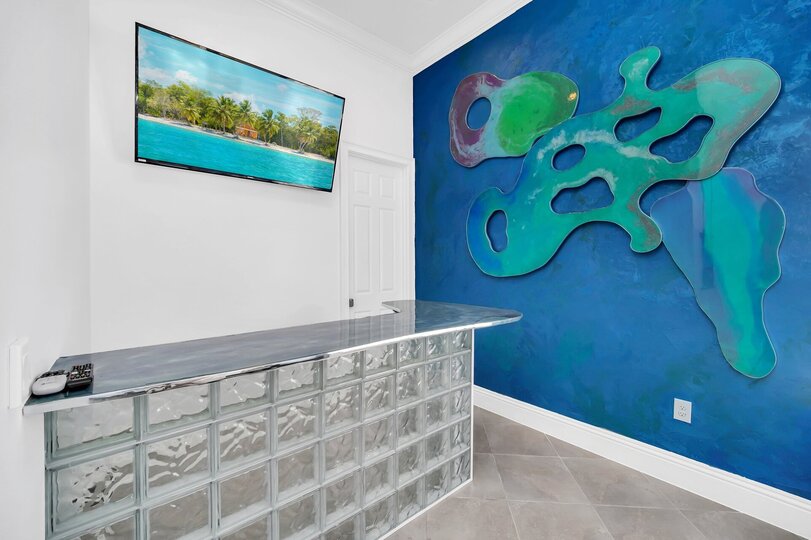 Modern Oasis in a Tropical Paradise, Orlando Villa 6612