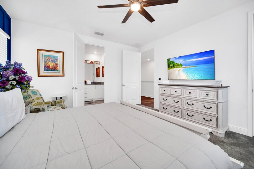 Elegant 4 Bedroom Oasis in Orlando,6613